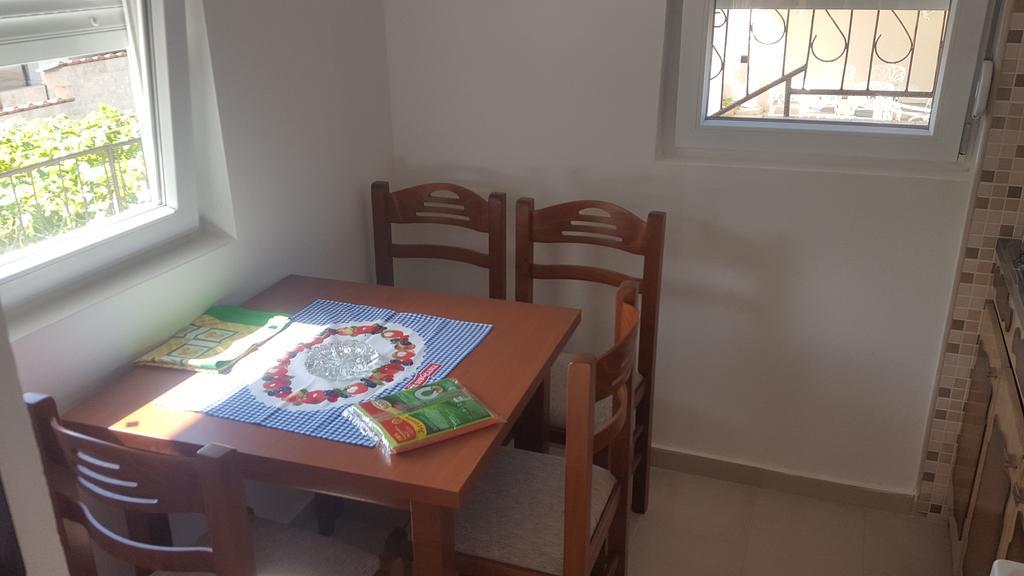 דוברה וודה Apartments Diva מראה חיצוני תמונה