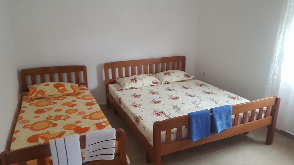 דוברה וודה Apartments Diva מראה חיצוני תמונה