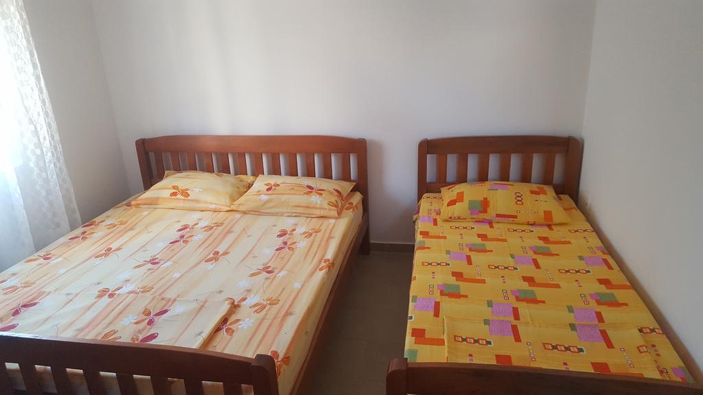 דוברה וודה Apartments Diva מראה חיצוני תמונה