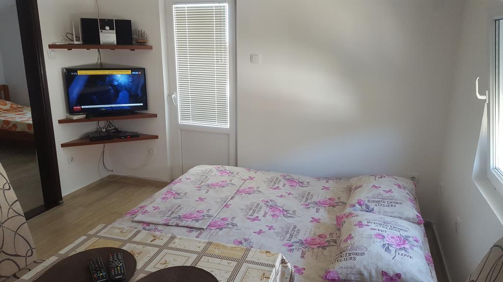 דוברה וודה Apartments Diva מראה חיצוני תמונה